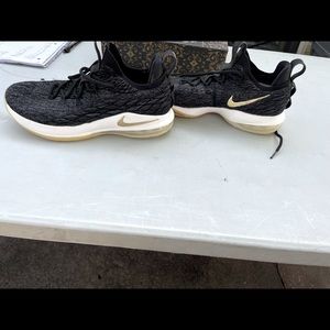 Lebron Men’s shoes Size 11.5